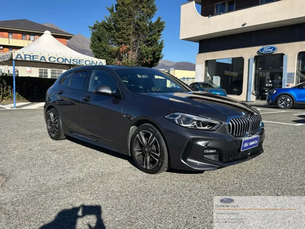 BMW 118 118d 5p. Msport