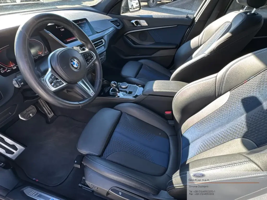 BMW 118 118d 5p. Msport